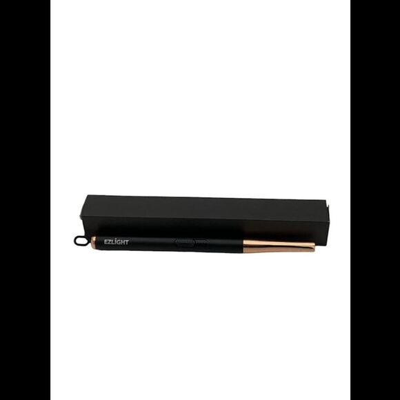 EZLIGHT USB Rechargeable Lighter with Gift Box - Picture 1 of 1